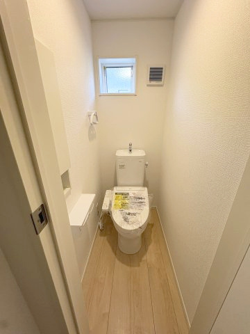 【トイレ】 | 福岡市西区今宿東3丁目第10　4号棟（全6棟）【仲介手数料無料・0円】 | 現地写真。