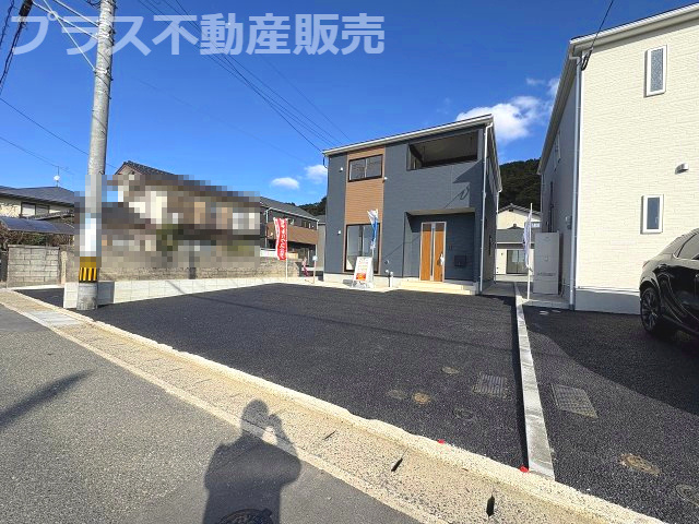 【外観】 | 福岡市西区今宿東3丁目第10　4号棟（全6棟）【仲介手数料無料・0円】 | 現地写真。プラス不動産販売なら、現場の全ての棟をまとめてご見学頂けます。