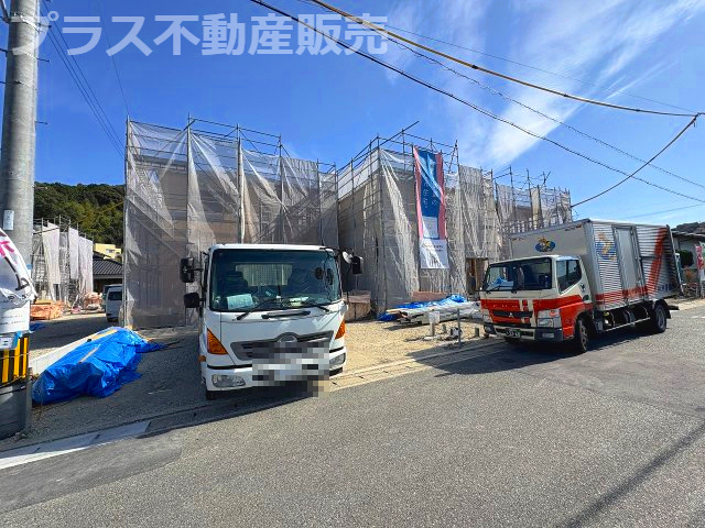 【外観】 | 福岡市西区今宿東3丁目第10　4号棟（全6棟）【仲介手数料無料・0円】 | 現地写真。プラス不動産販売なら、現場の全ての棟をまとめてご見学頂けます。