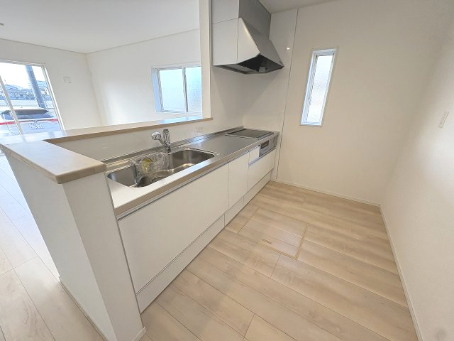 【キッチン】 | 福岡市西区今宿東3丁目第10　4号棟（全6棟）【仲介手数料無料・0円】 | 現地写真。