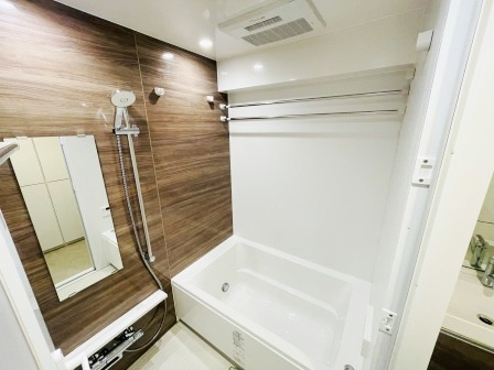 アジールコート山手動坂の浴室