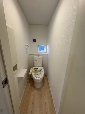 【トイレ】 | 福岡市西区今宿東3丁目第10　5号棟（全6棟）【仲介手数料無料・0円】 | 現地写真。