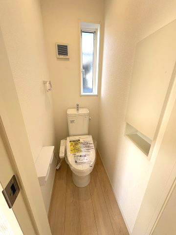 【トイレ】 | 福岡市西区今宿東3丁目第10　5号棟（全6棟）【仲介手数料無料・0円】 | 現地写真。