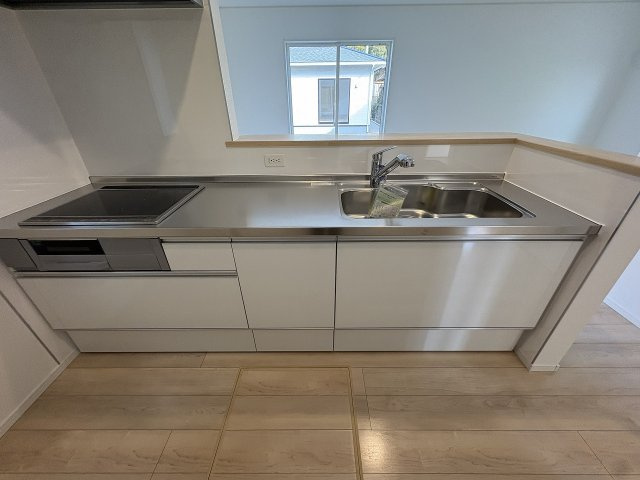 【キッチン】 | 福岡市西区今宿東3丁目第10　5号棟（全6棟）【仲介手数料無料・0円】 | 現地写真。
