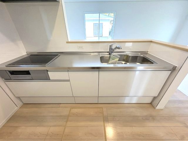 【キッチン】 | 福岡市西区今宿東3丁目第10　5号棟（全6棟）【仲介手数料無料・0円】 | 現地写真。