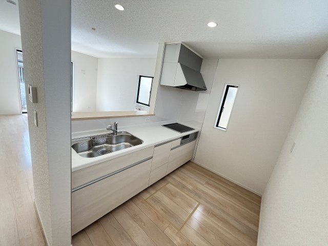 【キッチン】 | 福岡市西区今宿東3丁目第10　5号棟（全6棟）【仲介手数料無料・0円】 | 施工例。施工例は完成時と異なる場合があります。