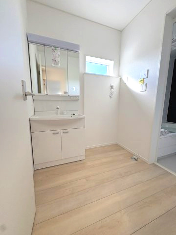 【洗面所】 | 福岡市西区今宿東3丁目第10　5号棟（全6棟）【仲介手数料無料・0円】 | 現地写真。