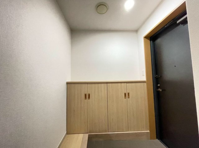 セレネ北小金の玄関