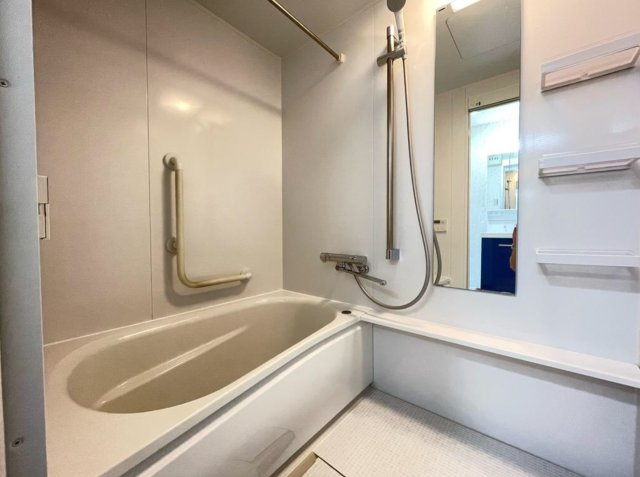 セレネ北小金の浴室