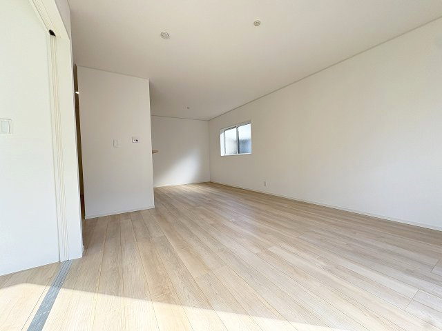 【居間・リビング】 | 福岡市西区今宿東3丁目第10・平屋　3号棟（全6棟）【仲介手数料無料・0円】 | 現地写真。