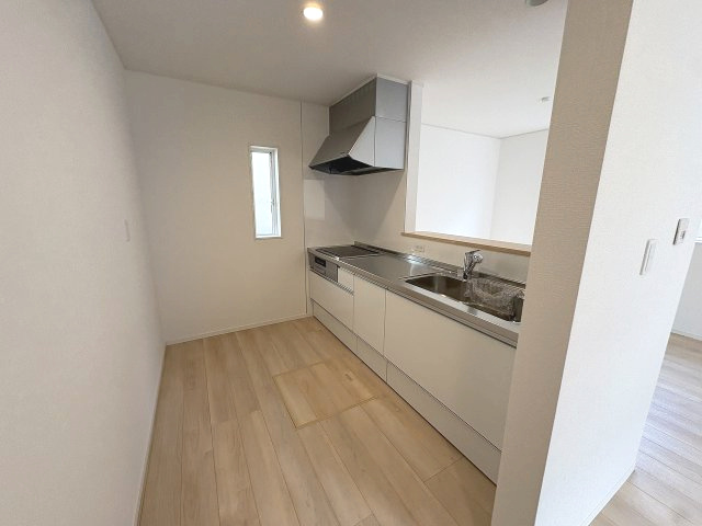 【キッチン】 | 福岡市西区今宿東3丁目第10・平屋　3号棟（全6棟）【仲介手数料無料・0円】 | 現地写真。