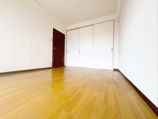 MAC箱崎コートの洋室|シンプルで使い勝手が良く、多目的に利用できるお部屋です！