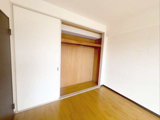 MAC箱崎コートの収納|枕棚、ハンガーパイプ付のクローゼットです！