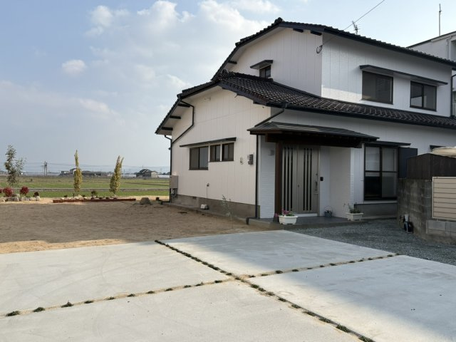 三潴生岩アサヒ戸建の駐車場