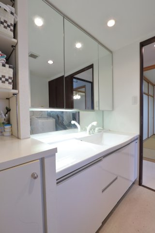 フローレンス永楽通りグランドアークの洗面所