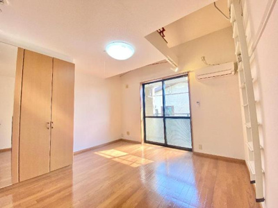 【内装】 | Ｃｈｅｚ－ｍｏｉ 千日（シェモアセンニチ） | 洋室