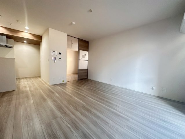 めぞん西田中の居間・リビング