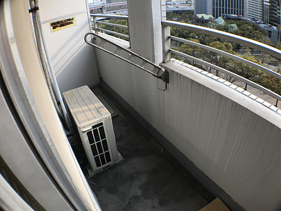 ライオンズマンション三宮フラワーロードのバルコニー