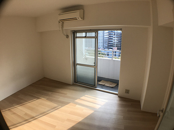 ライオンズマンション三宮フラワーロードの洋室