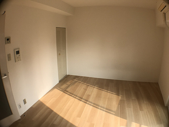 ライオンズマンション三宮フラワーロードの洋室