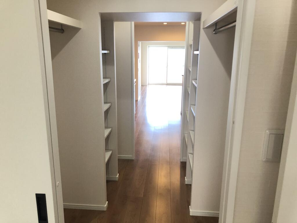 熊内台セントポリアの玄関