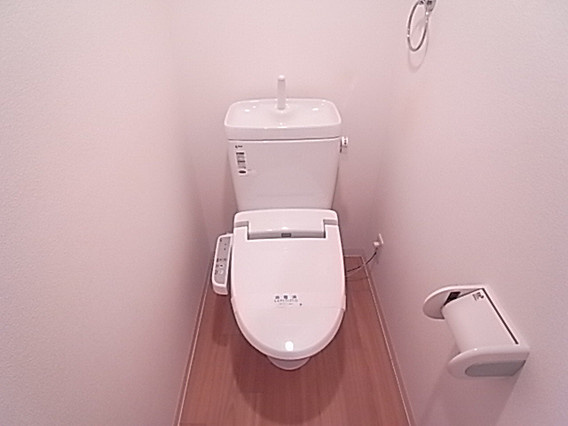 ハッピーコート甲南山手のトイレ