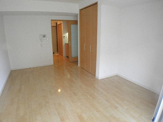 KDXレジデンス甲南山手の居間・リビング