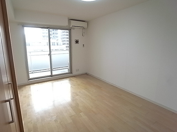 KDXレジデンス甲南山手の居間・リビング