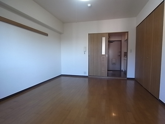 ポルト新神戸の居間・リビング