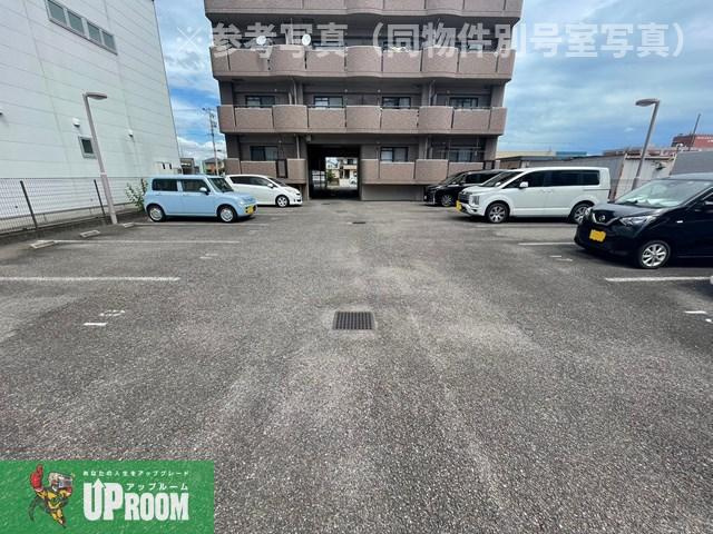 ステージMの駐車場