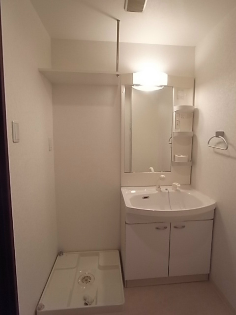 パレス東洋神戸６号館の洗面所