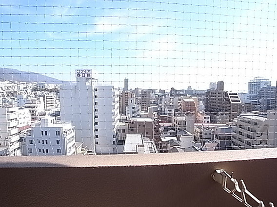 ライオンズマンション三宮東第2のバルコニー
