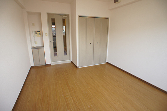 ライオンズマンション三宮東第2の居間・リビング