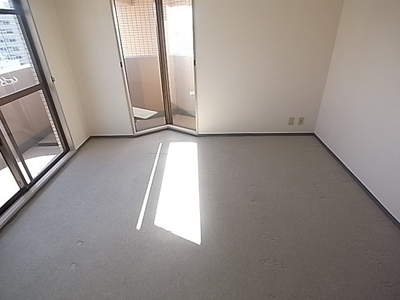 ライオンズマンション三宮東第2の居間・リビング