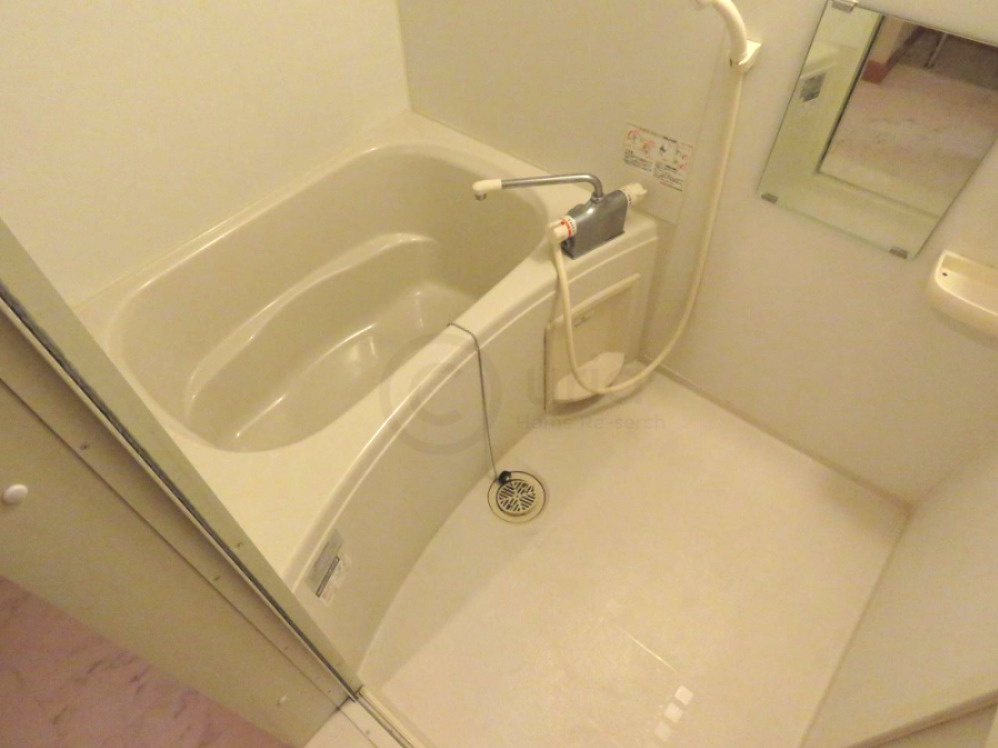 マ・メゾン魚崎の浴室