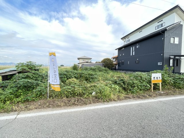 売地　太田市龍舞町　家庭菜園用地の外観|田園風景が広がる環境です！
