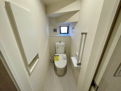 【トイレ】 | 【新築分譲住宅】山形市花楯3期　全2棟 | 【Toilet】
寛ぎだけではない、快適な生活を送る為に必要なもの。毎日使う場所だから、より快適な空間に仕上げられています。