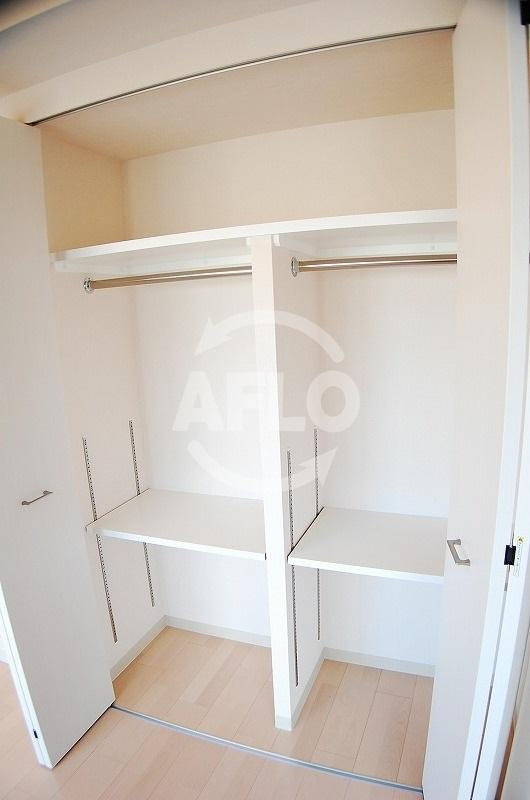 エステムコート難波サウスプレイスⅢラ・パーク　　大国小学校区の収納|エステムコート難波サウスプレイスIIIラ・パーク　クローゼット