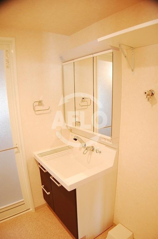 エステムコート難波サウスプレイスⅢラ・パーク　　大国小学校区の独立洗面台|エステムコート難波サウスプレイスIIIラ・パーク　独立洗面台