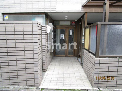 【エントランス】 | アーク中野三丁目