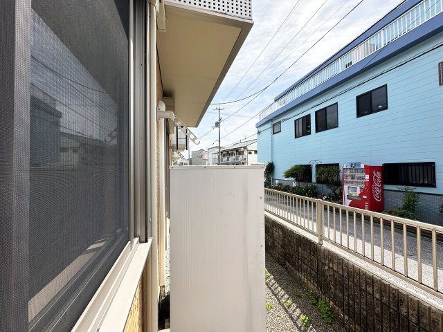 ヴィラージュヌフ Ⅵ棟のバルコニー