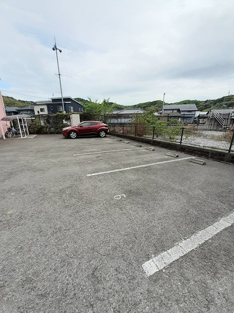 フローラル　Ⅱの駐車場|駐車場