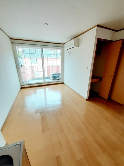 フローラル　Ⅱの居間・リビング|居室・リビング