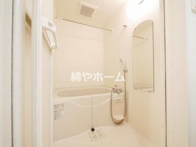 プロシード難波ディオスの浴室|日々の疲れを癒すお風呂付です