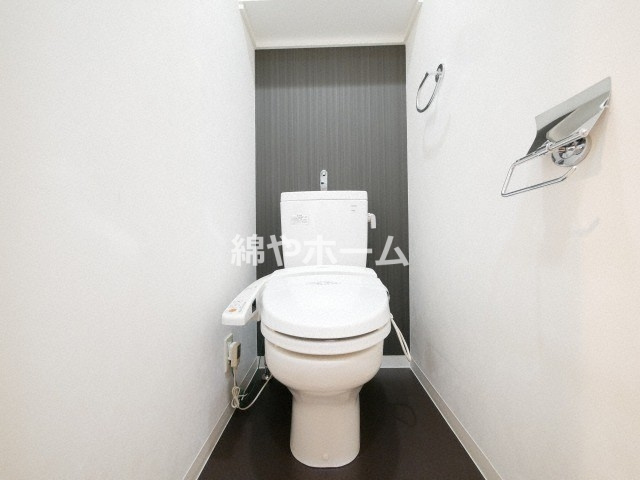 プロシード難波ディオスのトイレ|ゆったりとした空間のトイレです