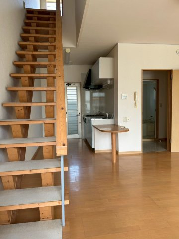 群馬県桐生市　2棟一括の居間・リビング