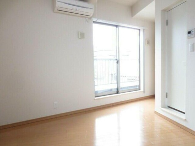 サニーハイツ方南町の居間・リビング