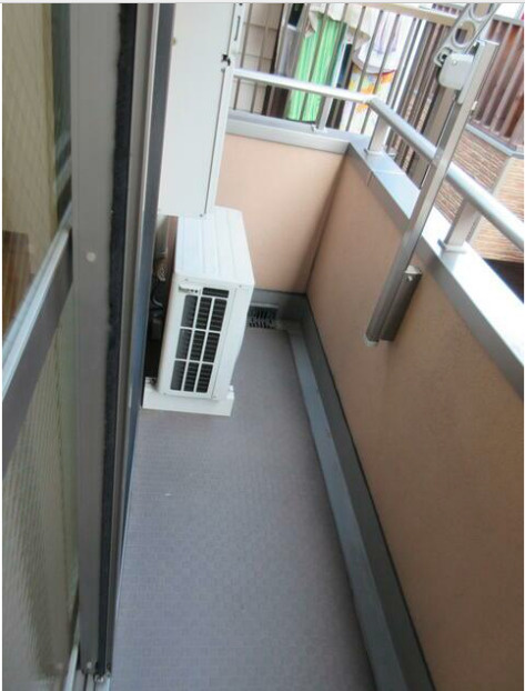 フレックス浅草のバルコニー