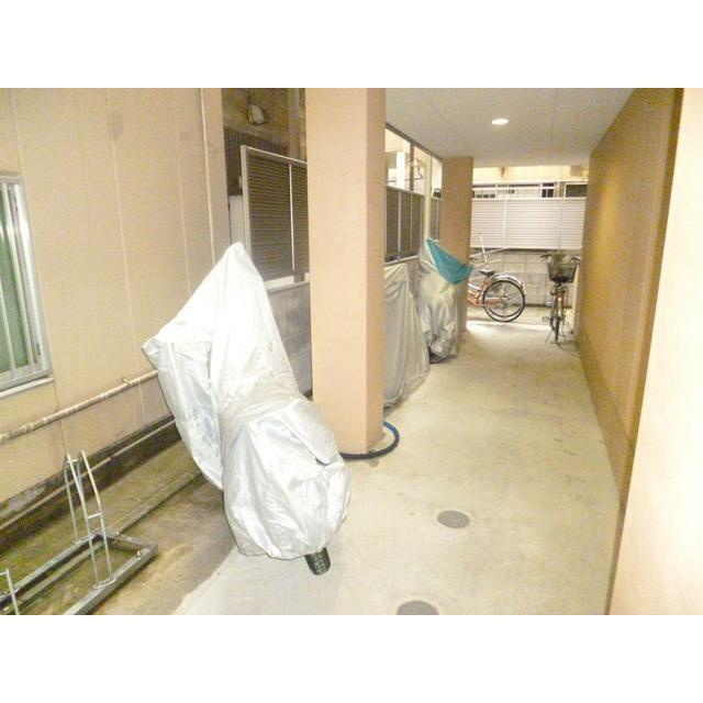 フレックス浅草のエントランス