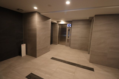 【ロビー】 | GENOVIA横浜石川町